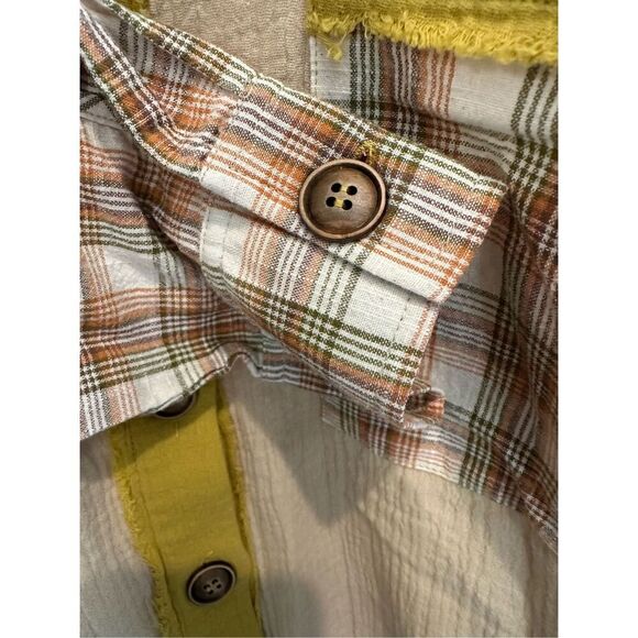 Size S Easel Beige Gauze Plaid Mix Button Up Top - Picture 6 of 10
